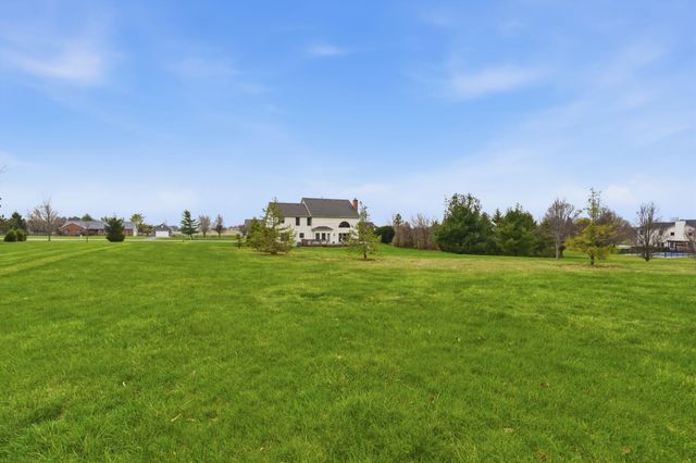 11092 Red Fox Street, Canal Winchester, OH 43110