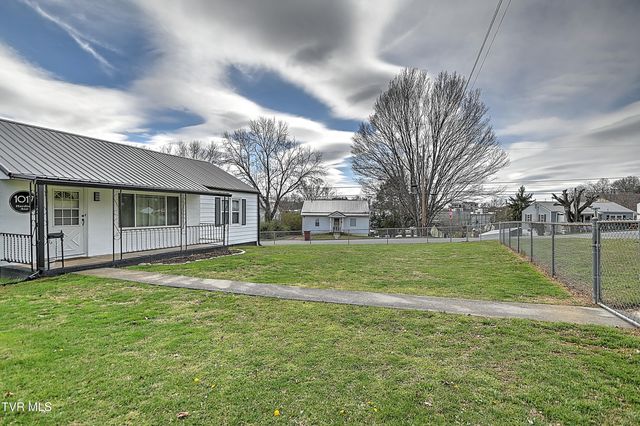 1017 Harding Avenue, Johnson City, TN 37604