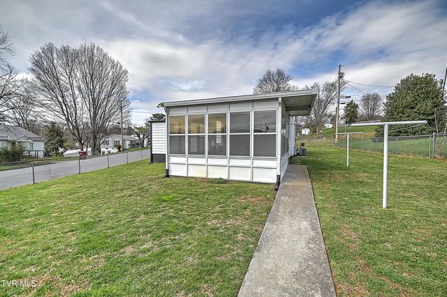 1017 Harding Avenue, Johnson City, TN 37604