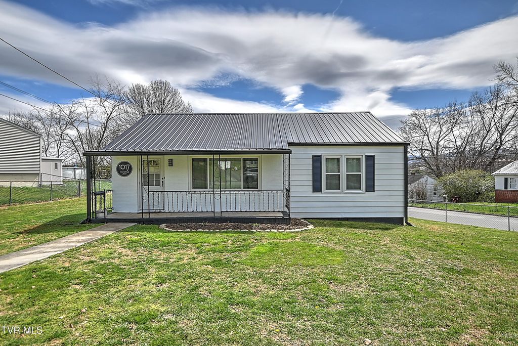 1017 Harding Avenue, Johnson City, TN 37604