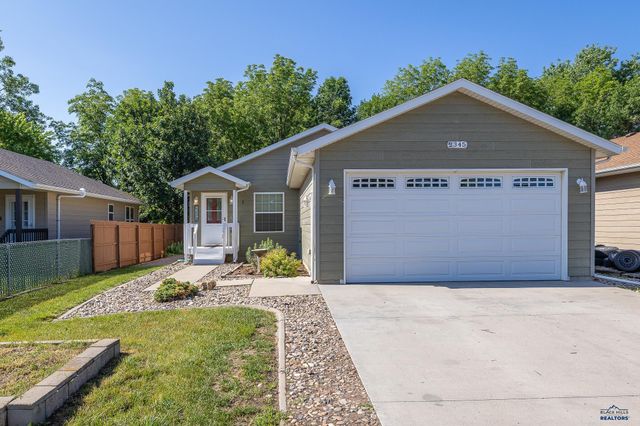 2345 E ST FRANCIS, Rapid City, SD 57703