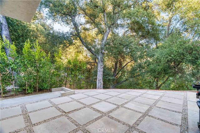 5712 Fairview Pl., Agoura Hills, CA 91301