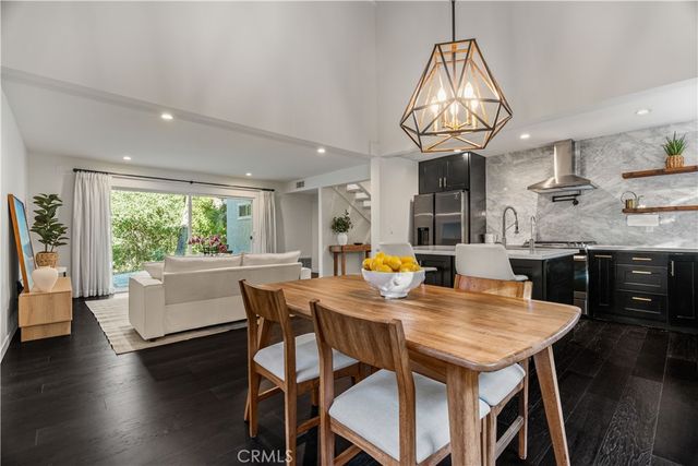 5712 Fairview Pl., Agoura Hills, CA 91301