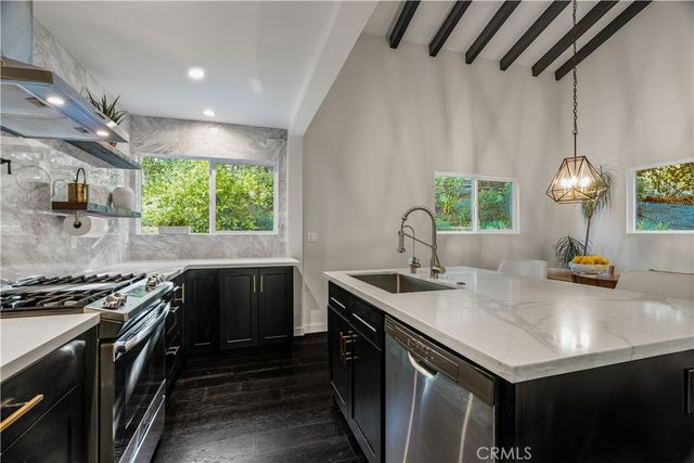 5712 Fairview Pl., Agoura Hills, CA 91301