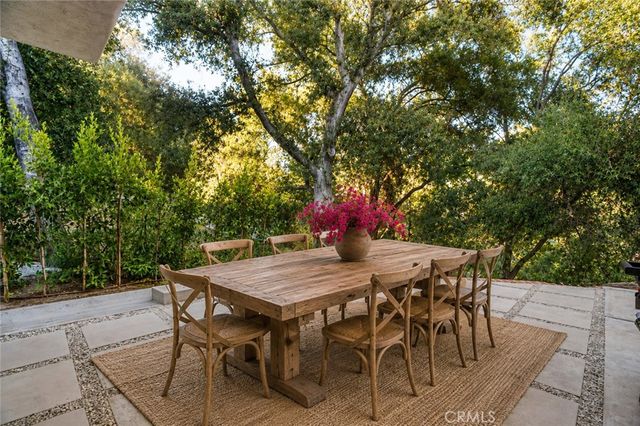 5712 Fairview Pl., Agoura Hills, CA 91301