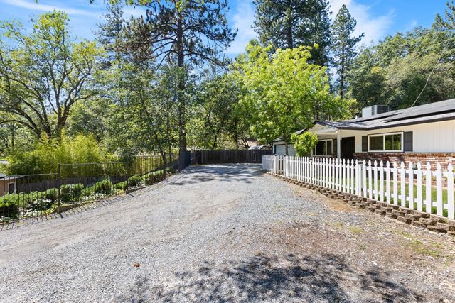 2971 Letitia Ave, Placerville, CA 95667