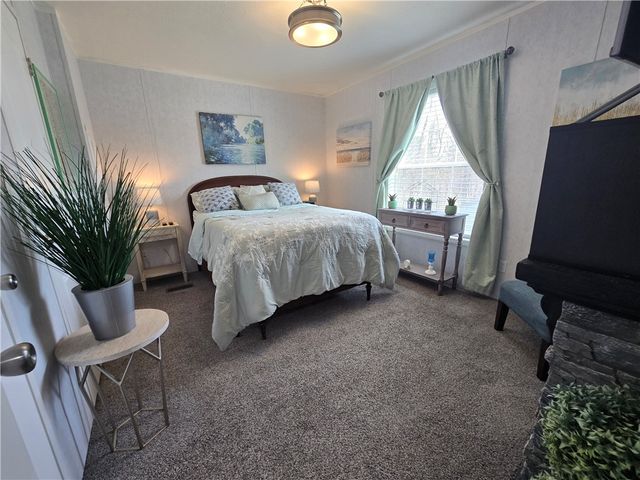 186 Hampton Ave, North Fayette, PA 15126