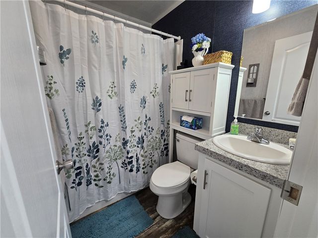 186 Hampton Ave, North Fayette, PA 15126