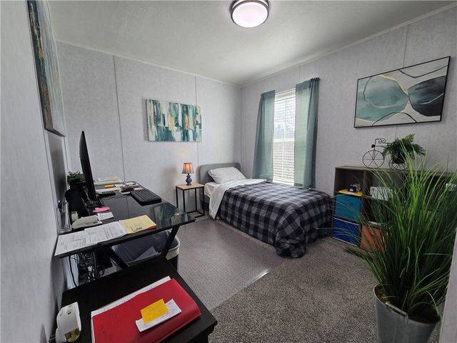 186 Hampton Ave, North Fayette, PA 15126