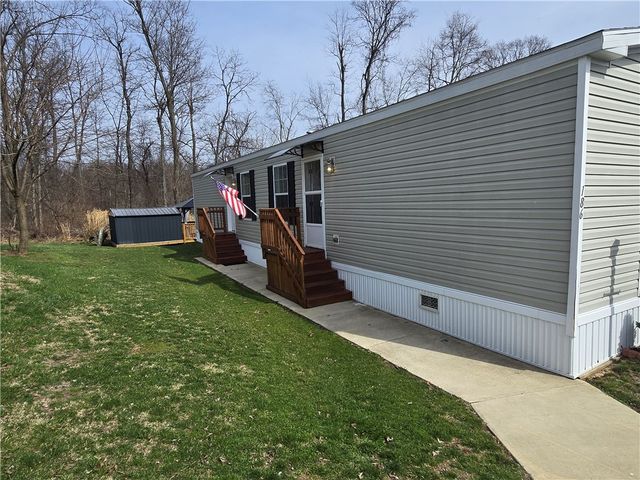 186 Hampton Ave, North Fayette, PA 15126