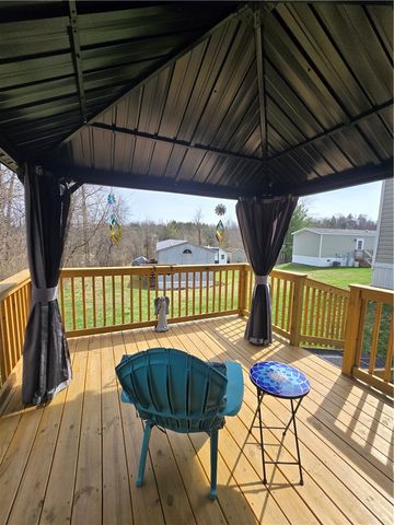 186 Hampton Ave, North Fayette, PA 15126