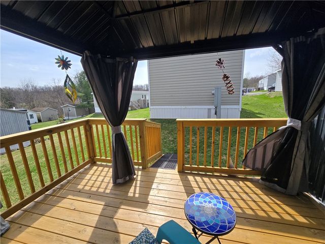 186 Hampton Ave, North Fayette, PA 15126