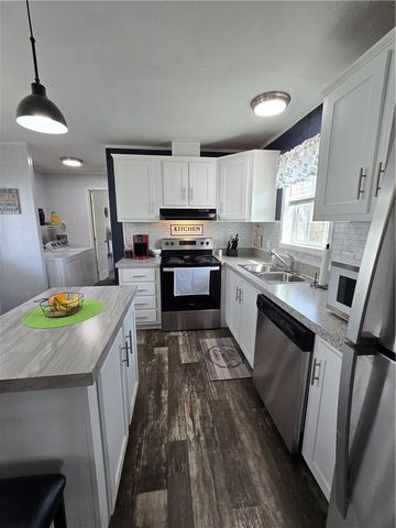 186 Hampton Ave, North Fayette, PA 15126