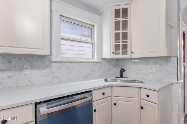 596 Morris Street, Albany, NY 12208