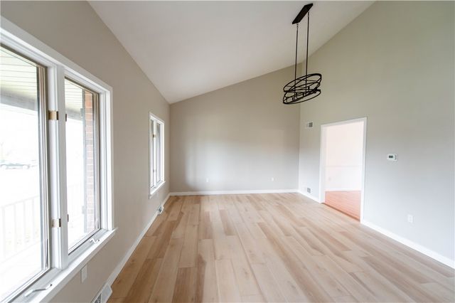 5 Deerfield Dr, Penn Twp, PA 15636