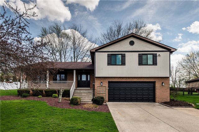 5 Deerfield Dr, Penn Twp, PA 15636