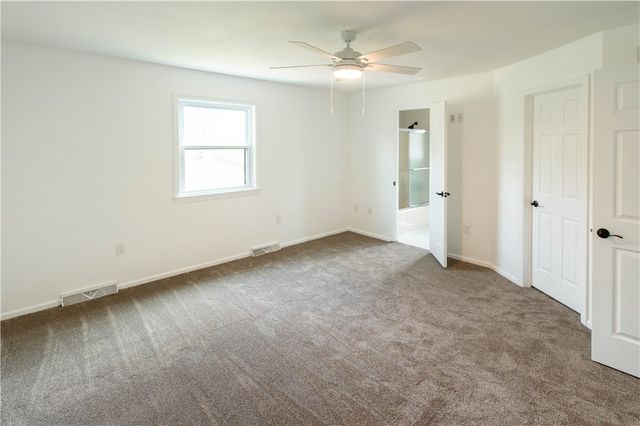 5 Deerfield Dr, Penn Twp, PA 15636