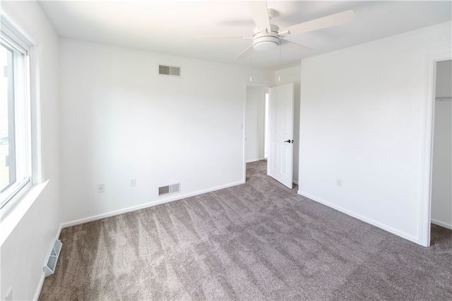 5 Deerfield Dr, Penn Twp, PA 15636