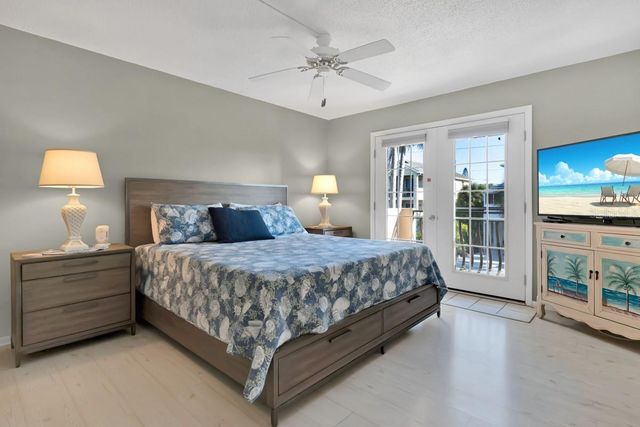 2312 GULF DRIVE N 103, Bradenton Beach, FL 34217