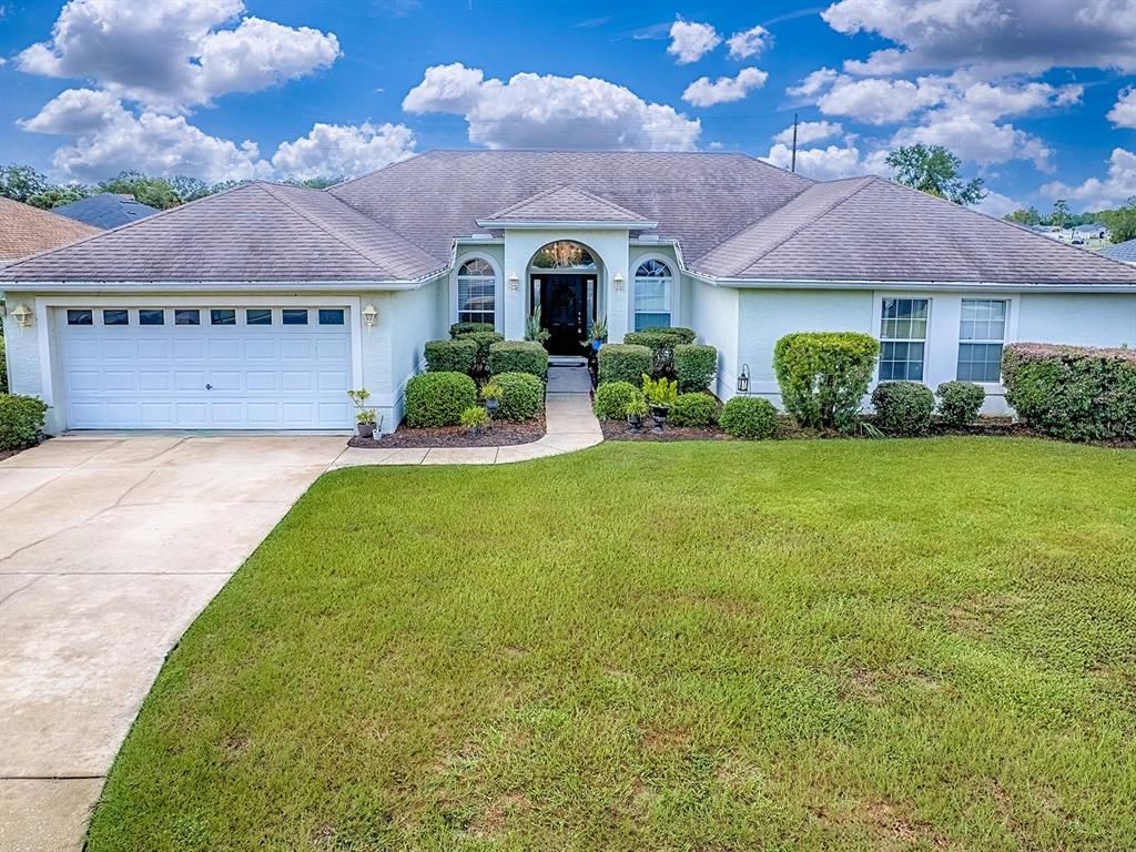 705 LAKE DIAMOND AVENUE, Ocala, FL 34472