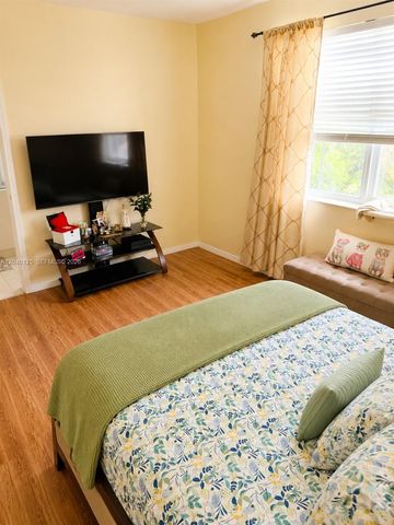 12488 SW 122nd Street, Miami, FL 33186