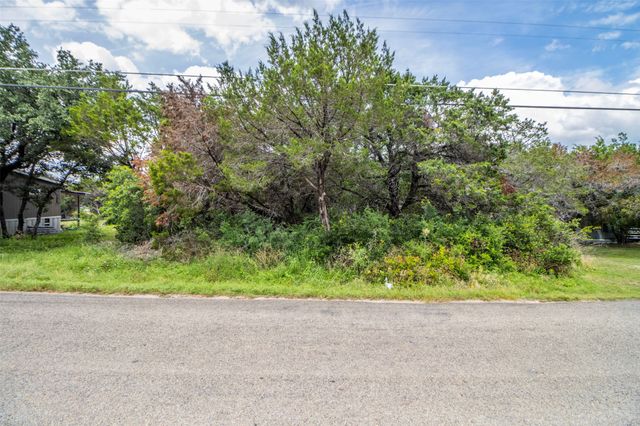 4311 W Oak Trail, Granbury, TX 76048