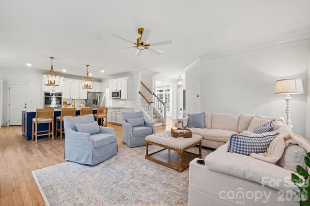 887 Stratford Run Drive, Fort Mill, SC 29708