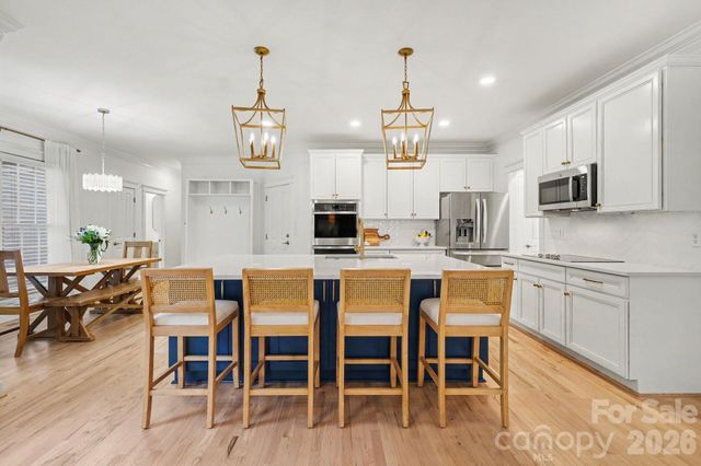 887 Stratford Run Drive, Fort Mill, SC 29708