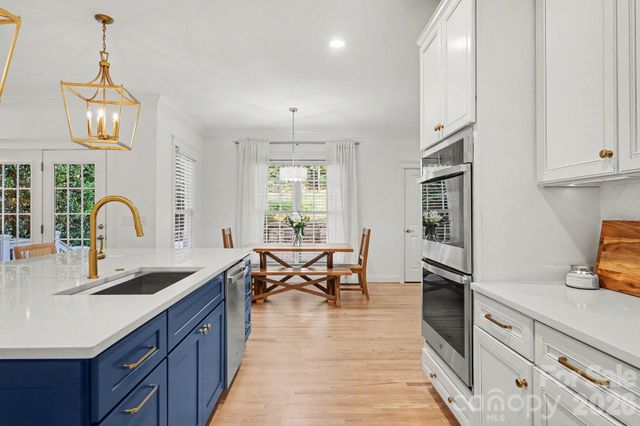 887 Stratford Run Drive, Fort Mill, SC 29708