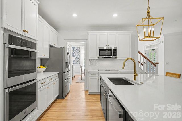 887 Stratford Run Drive, Fort Mill, SC 29708