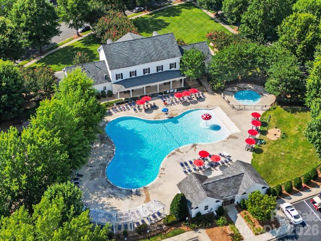 887 Stratford Run Drive, Fort Mill, SC 29708