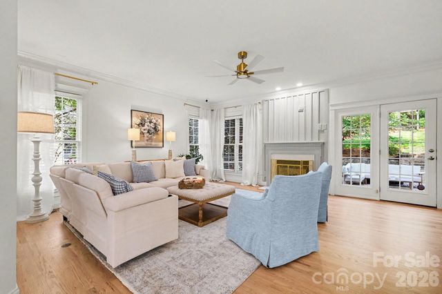 887 Stratford Run Drive, Fort Mill, SC 29708