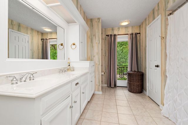 16130 Hexham Drive, Spring, TX 77379