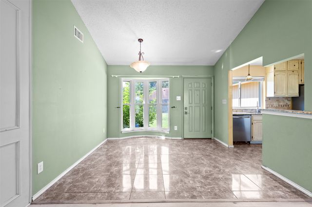910 Green Canyon Drive, Mesquite, TX 75150