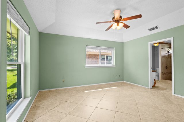 910 Green Canyon Drive, Mesquite, TX 75150