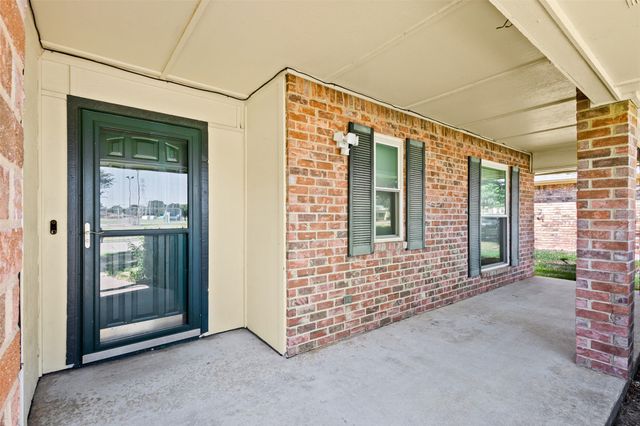 910 Green Canyon Drive, Mesquite, TX 75150