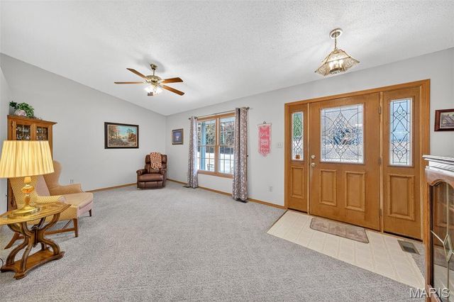 320 Constitution Avenue, De Soto, MO 63020