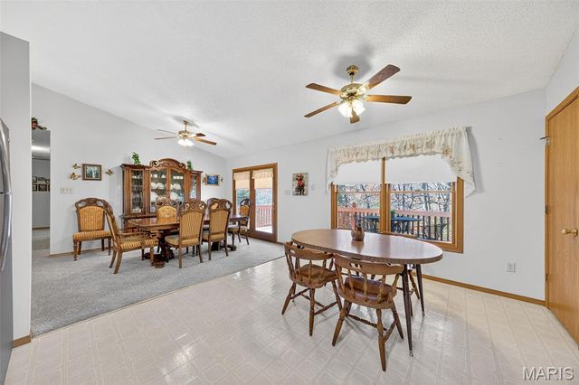 320 Constitution Avenue, De Soto, MO 63020