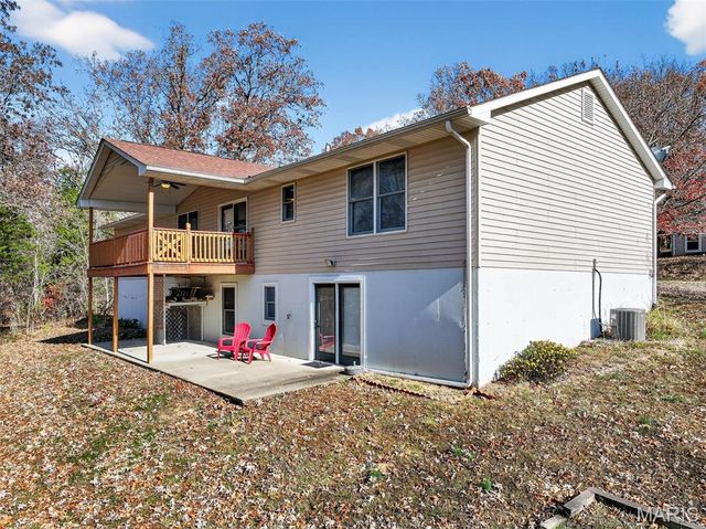 320 Constitution Avenue, De Soto, MO 63020