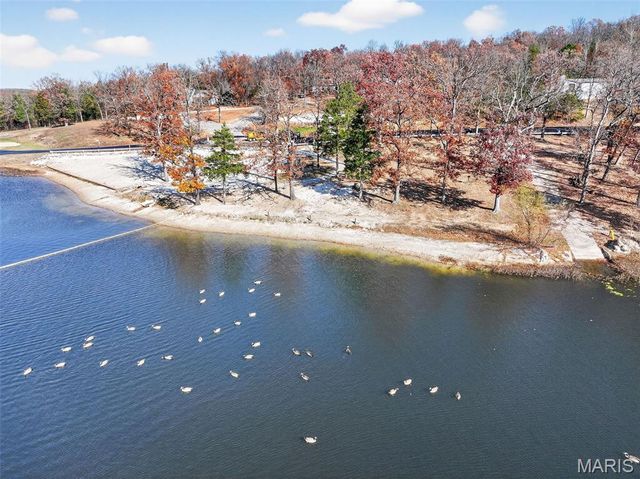 320 Constitution Avenue, De Soto, MO 63020