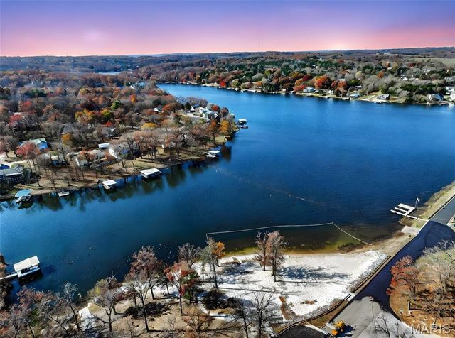 320 Constitution Avenue, De Soto, MO 63020