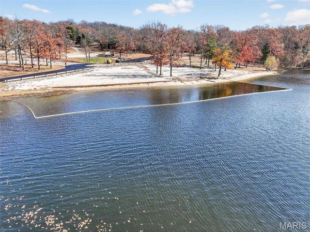 320 Constitution Avenue, De Soto, MO 63020