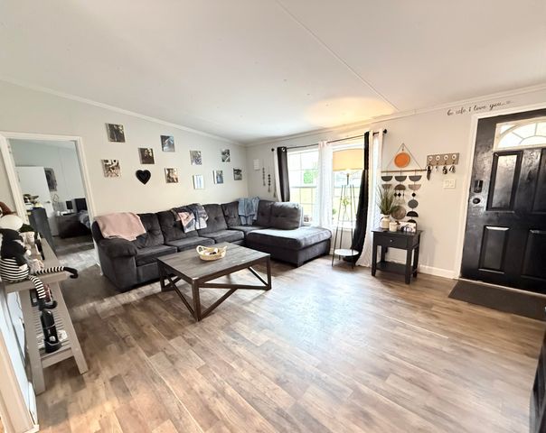 26 Oliver Street, Chazy, NY 12921