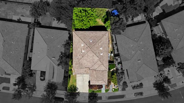 7140 Roycroft Dr, Roseville, CA 95678