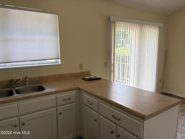 2900 Carthage Drive, Wilmington, NC 28405