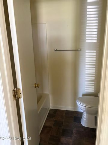 2900 Carthage Drive, Wilmington, NC 28405