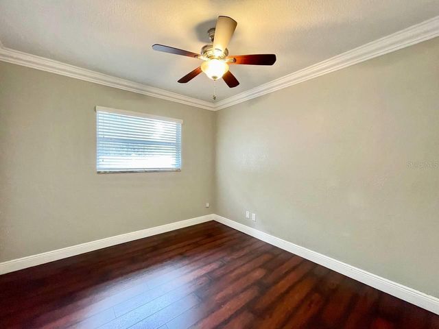 909 N EXCELDA AVENUE, Tampa, FL 33609