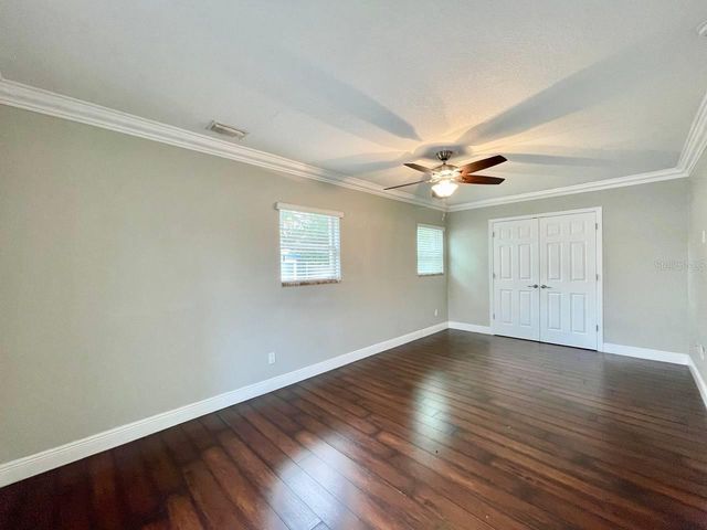 909 N EXCELDA AVENUE, Tampa, FL 33609