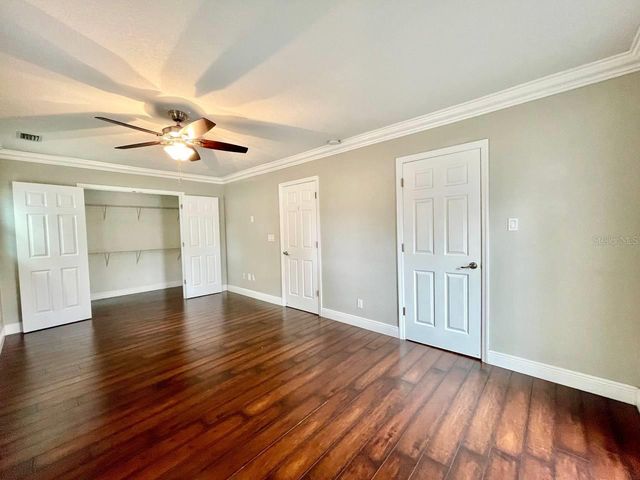 909 N EXCELDA AVENUE, Tampa, FL 33609