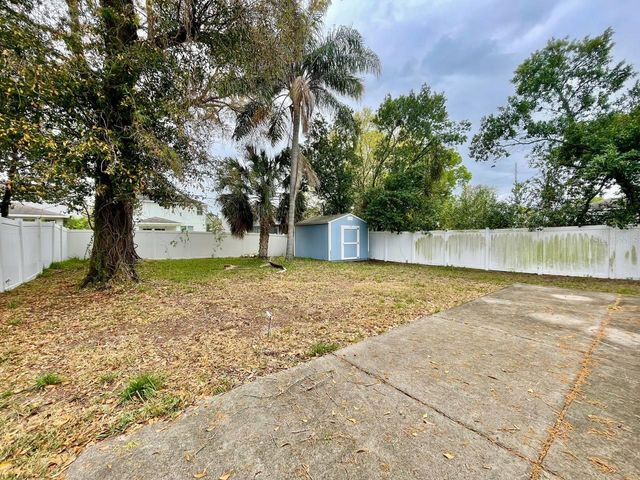 909 N EXCELDA AVENUE, Tampa, FL 33609